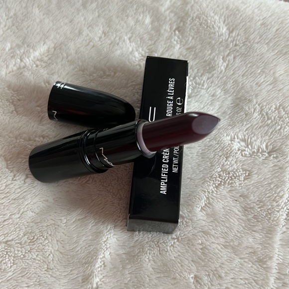 MAC x Glamour Daze BNIB Dramatic Encounter lipstick 2012 - Picture 7 of 7
